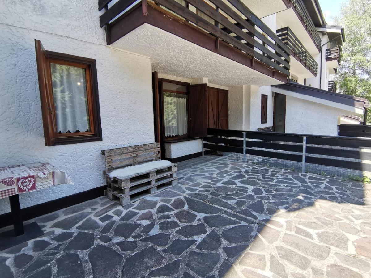 Casa Cinque Funghi A Folgarida Apartment Exterior photo