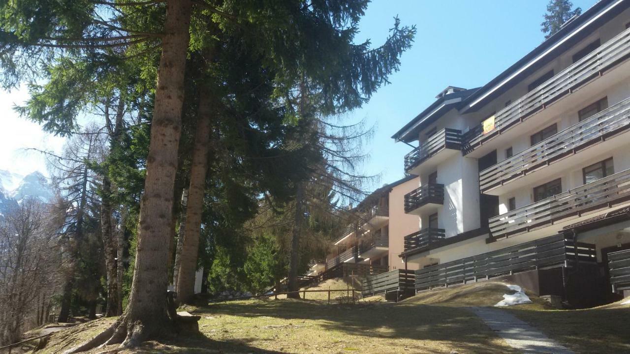 Casa Cinque Funghi A Folgarida Apartment Exterior photo